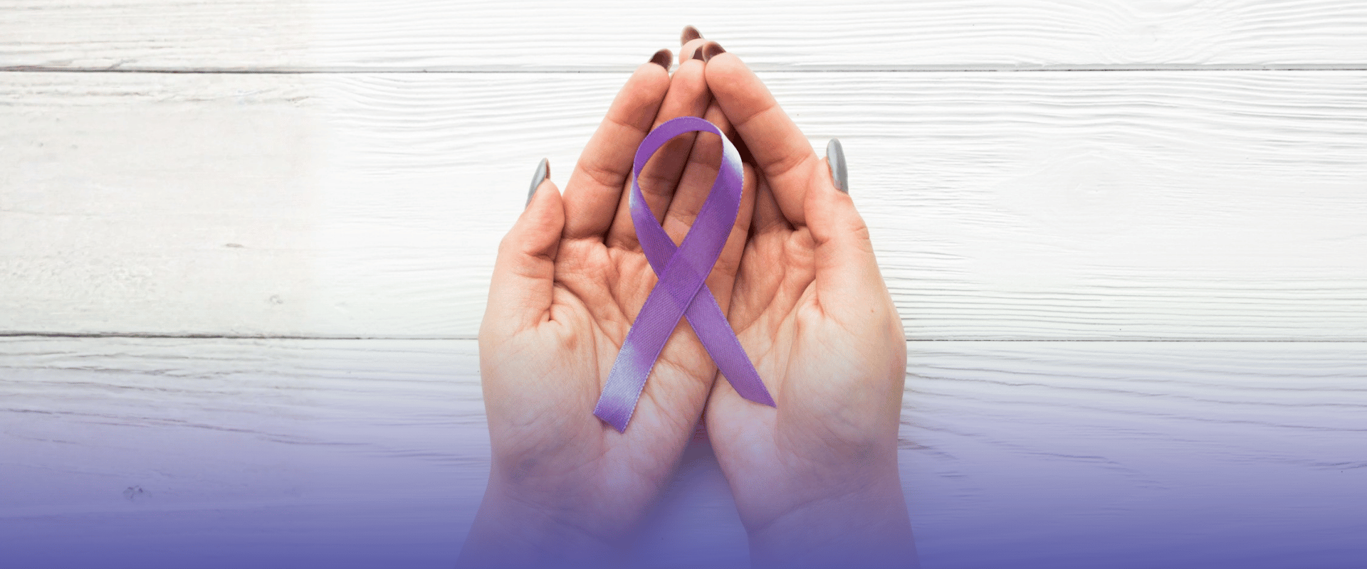 O março lilás promove a conscientização sobre o câncer do colo do útero.